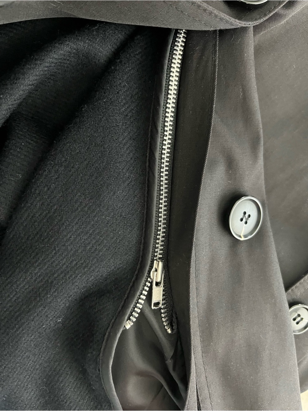 Gallery Trench Coat Size L Black Hooded Belted Removable Hood & Lining - Picture 10 of 13